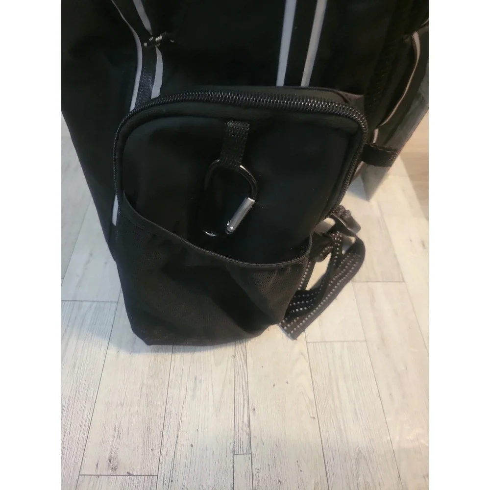 Ariat Ring Backpack Black Zip Closure, Zipper Pockets Unisex Adults